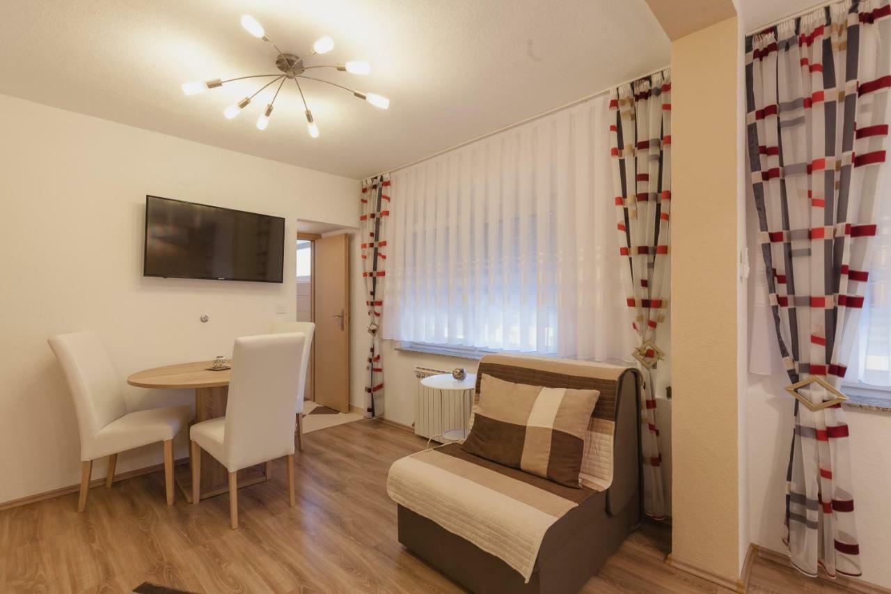 Iris Room & Apartment Slunj Bagian luar foto